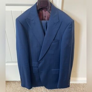 Trend by Max Davoli Blue Suit size 40R